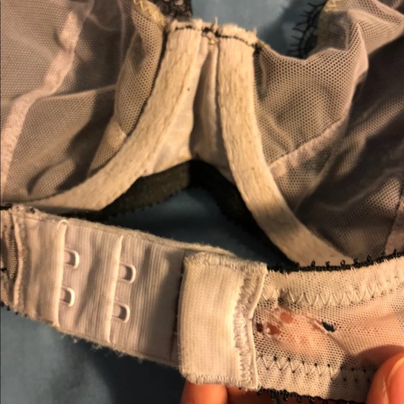 VS See-through Lace Bra 34c - Picture 4 of 4